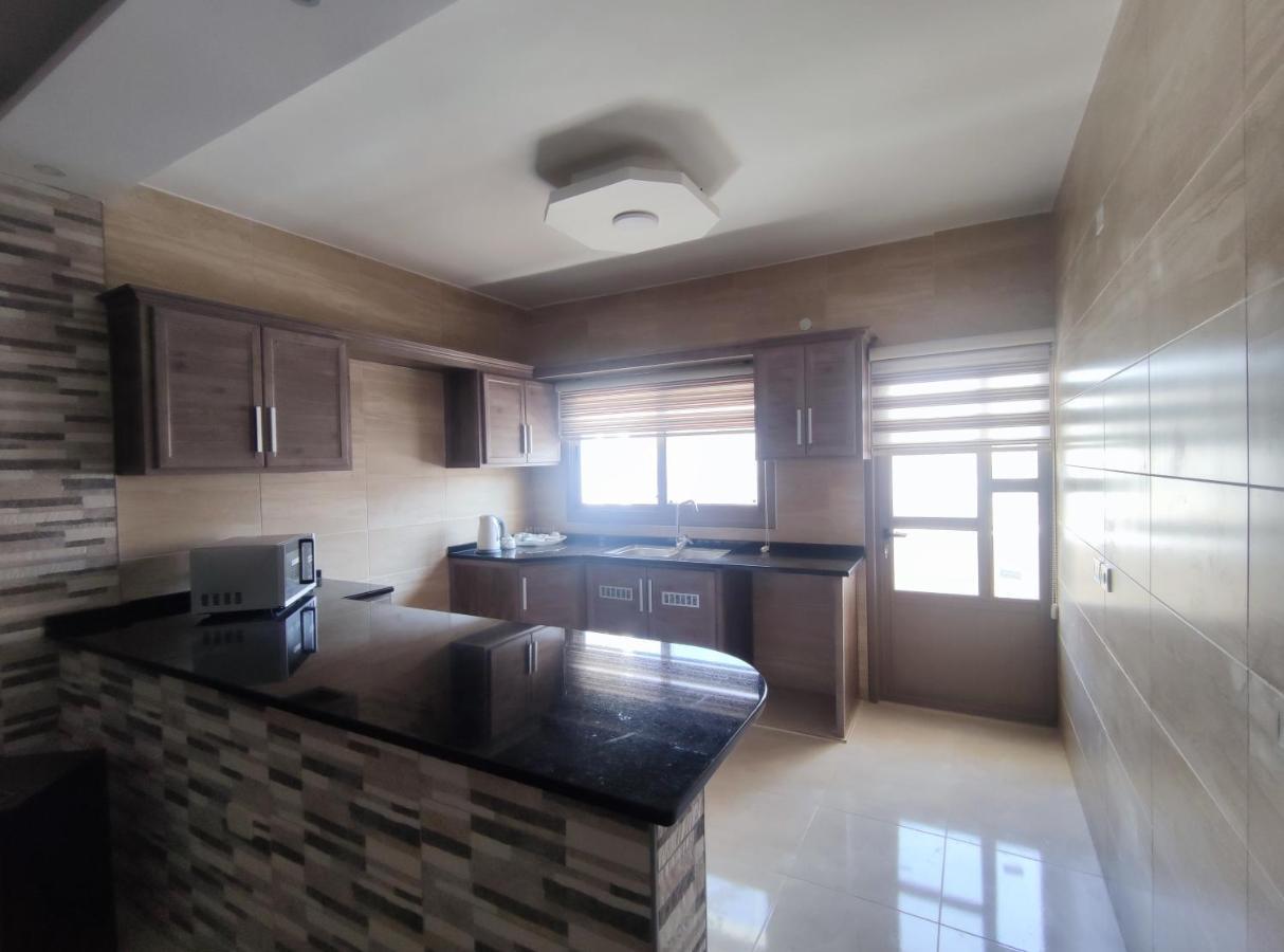 Red Rose City Apartment Wadi Musa Extérieur photo
